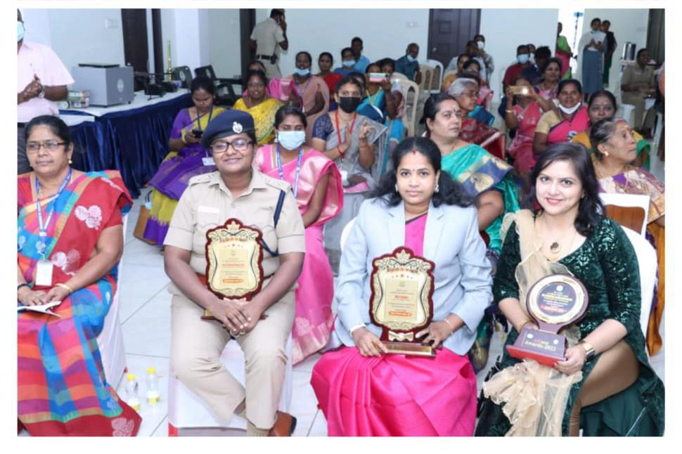 nRoot Awards-2022 were conferred upon 20 achievers under the aegis of BRIDGE Bharat